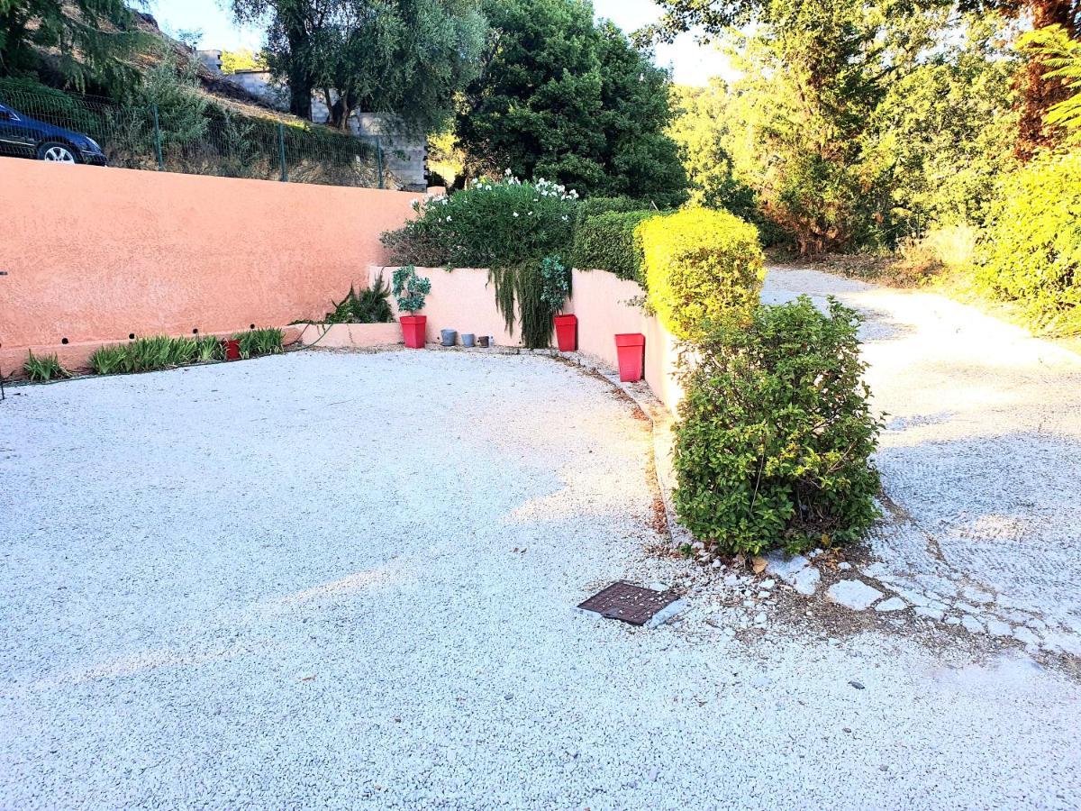 Le Nid De Darshan 2 Personnes Collobrieres Exterior photo